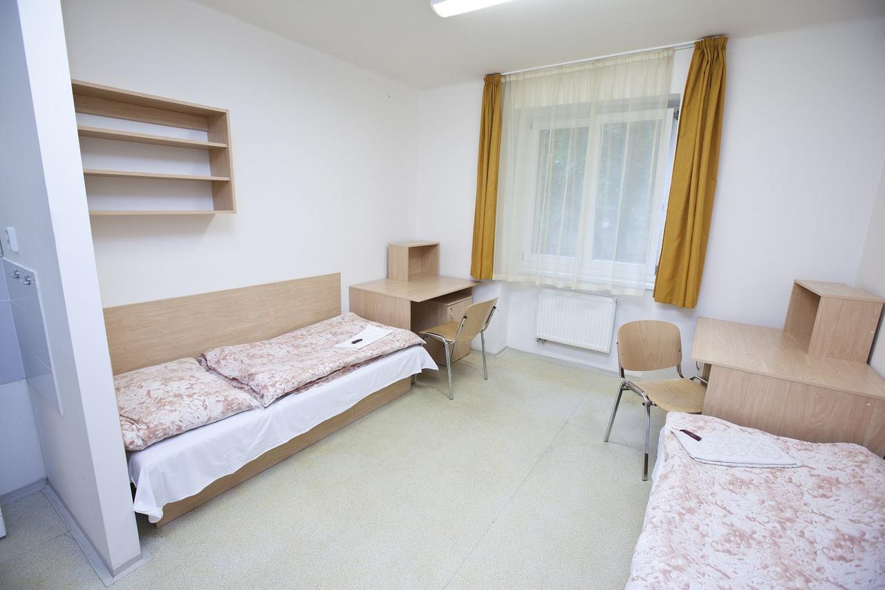 Hostel Podoli Prague
